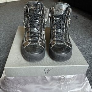 Giuseppe Zanotti